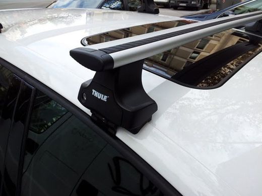 Barras Thule WingBar con pie 754 para Honda Fit 5p. 01>08