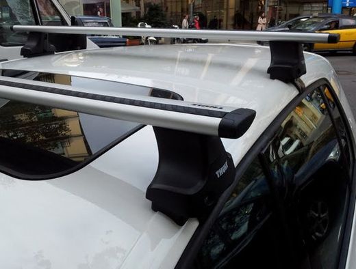 Barras Thule WingBar con pie 754 para Honda Fit 5p. 01>08