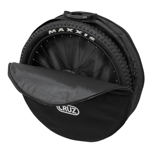 Bolsa para el transporte de dos ruedas de bicicleta.