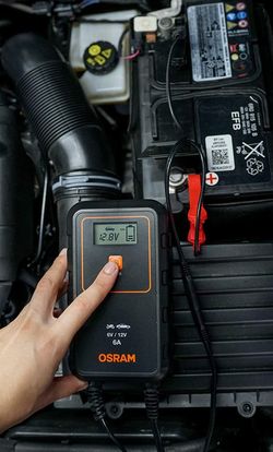 Cargador inteligente de baterías OSRAM 6 Amp 6-12V OEBCS906