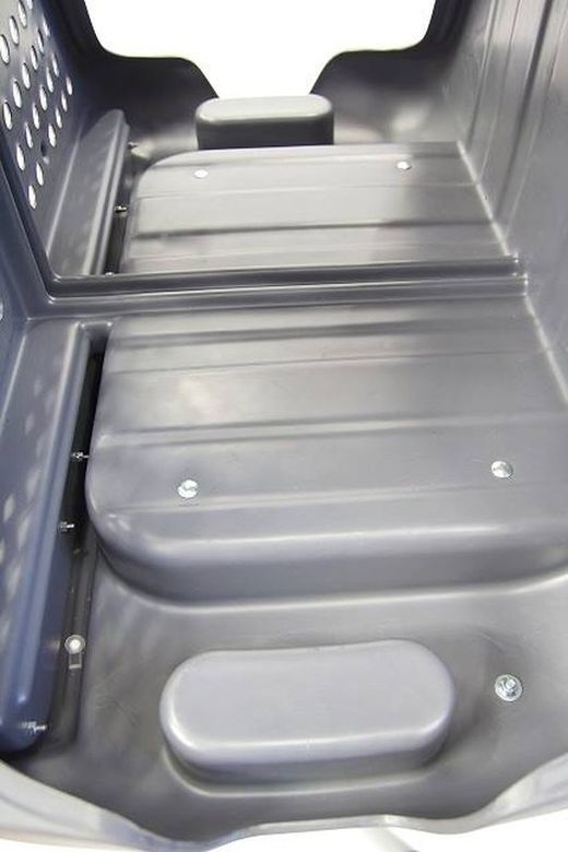 Cofre de bola TOWBOX V2 classic Gris (abierto)