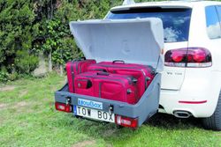 Cofre para bola TOWBOX Classic V1 Negro (abierto)