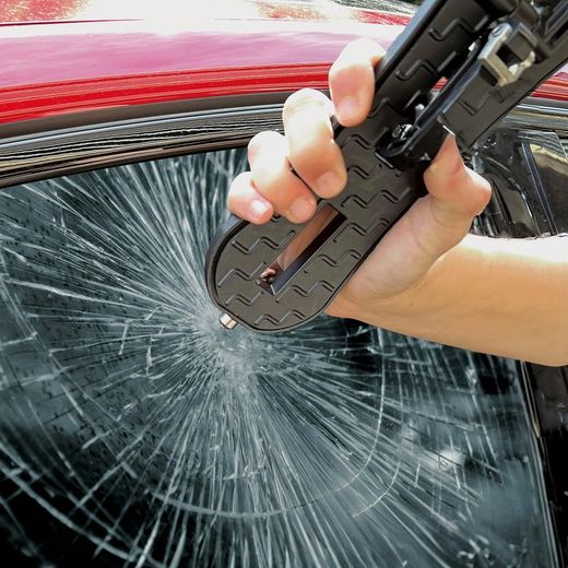 Escalón para puerta automovil con funcion martillo de emergencia