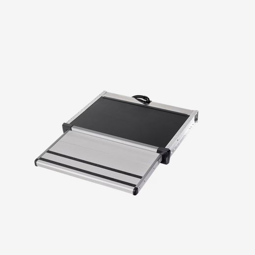 LED integrado y protegido para una visibilidad Ã³ptima del estribo.