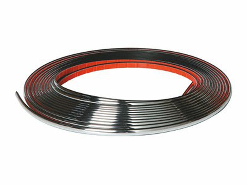 Moldura cromada adhesiva de 7mm x 8mtrs.