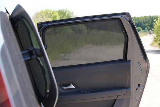 Parasol a medida Dacia Jagger 21>