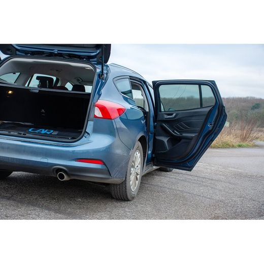 Parasol a medida para Ford Focus Familiar 2018>