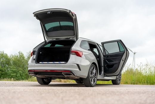 Parasol a medida Skoda Octavia Familiar 2019>