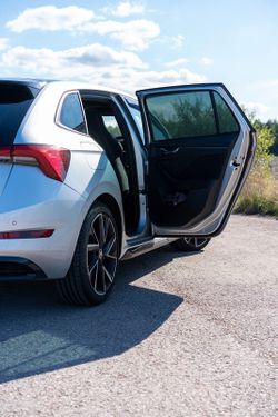 Parasol a medida Skoda Scala 2019>