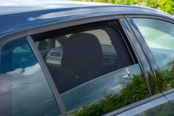 Parasol a medida Vw.Golf VI 5p. 99>12
