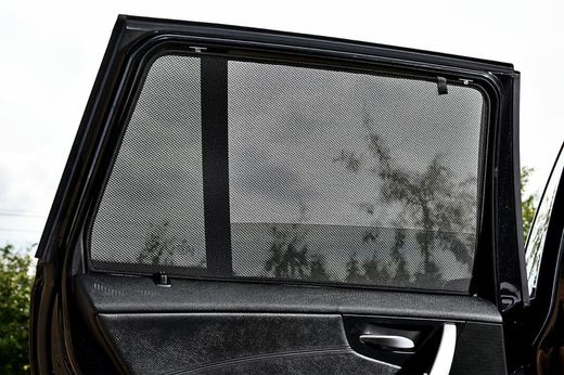 Parasoles a medida BMW Serie X3 E83 03>10