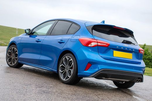 Parasoles a medida Ford Focus 5p. 18>