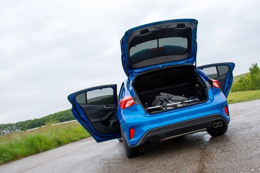 Parasoles a medida Ford Focus 5p. 18>