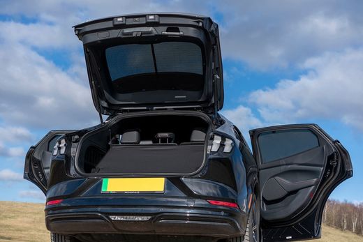 Parasoles a medida Ford Mustang Mach-E 21>