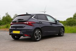 Parasoles a medida Hyundai I20 5P. 2020>