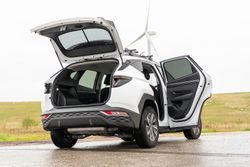 Parasoles a medida Hyundai Tucson 21>
