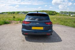 Parasoles a medida Kia Cee´d Familiar 18>