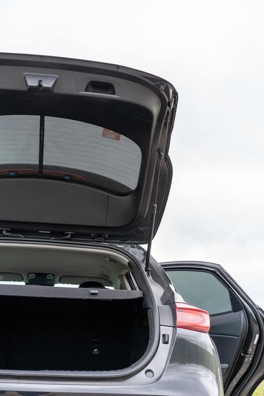 Parasoles a medida Kia X-Cee´d 5p. 18>