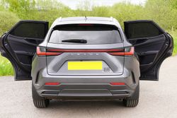 Parasoles a medida Lexus NX350 22>