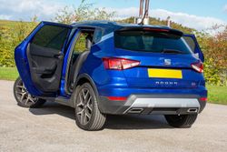 Parasoles a medida para Seat Arona 2017>