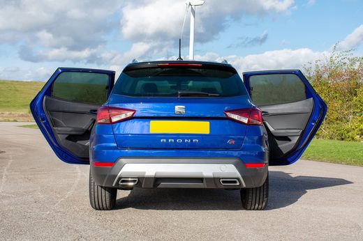 Parasoles a medida para Seat Arona 2017>