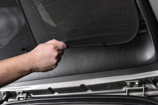 Parasoles a medida Toyota Auris 3p. 07>12