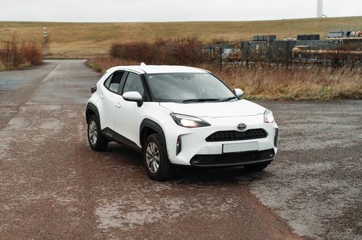 Parasol a medida Toyota Yaris Cross 20>