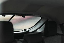 Parasol a medida Toyota Yaris Cross 20>