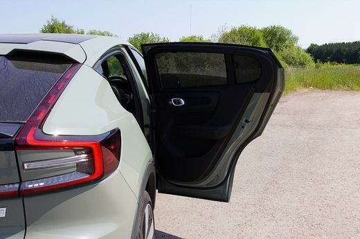 Parasoles a medida Volvo C40 22>