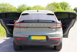 Parasoles a medida Volvo C40 22>