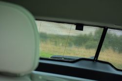 Parasoles a medida Volvo V60 familiar 19>
