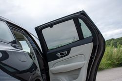 Parasoles a medida Volvo V60 familiar 19>
