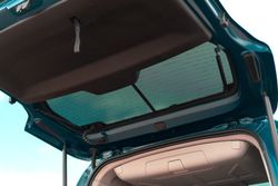 Parasoles de Citroen Berligo L1 2018> vidrio de puerta trasera elevable separado