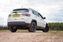 Parasoles de Jeep Compass 20>