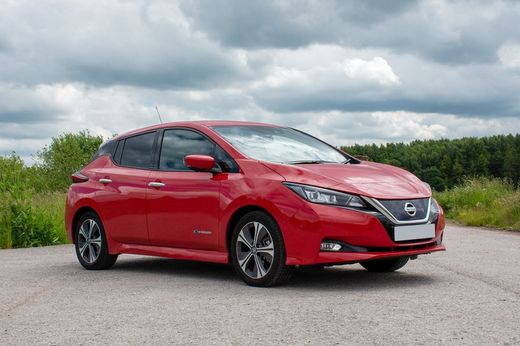 Parasoles de Nissan Leaf 18>