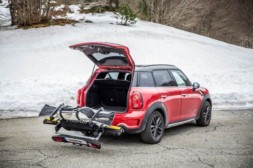 Portaesquis sobre bola Towcar Aneto