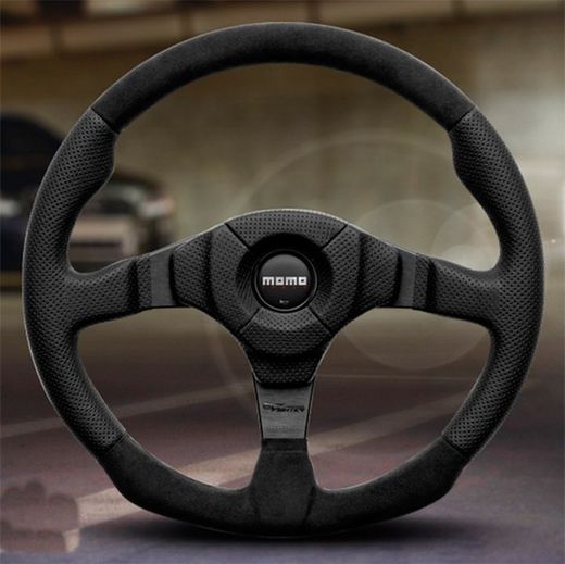 Volante Momo Dark Fighter